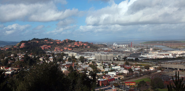 http://graphics8.nytimes.com/images/2013/01/03/us/CHEVRON-1/CHEVRON-1-articleLarge.jpg